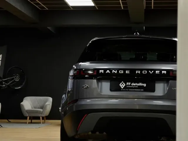 Land Rover Range Rover Velar 2019 photo 4