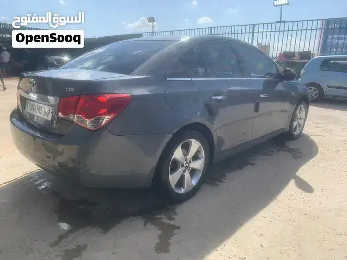 Chevrolet Cruze 2012 photo 3