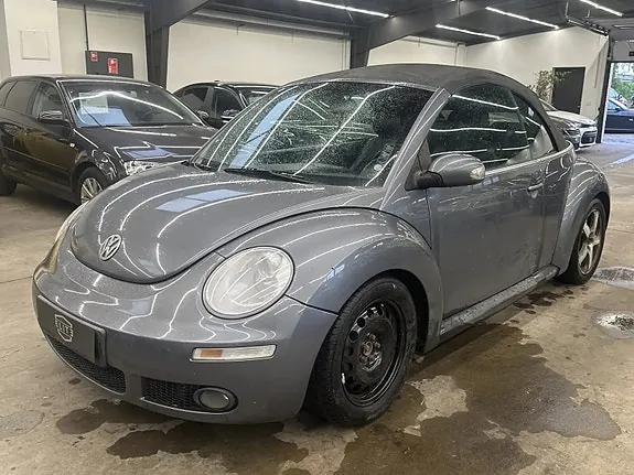 Volkswagen New Beetle 2005 photo 5