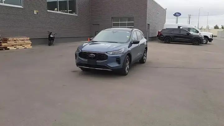 Ford Escape 2025 photo 3