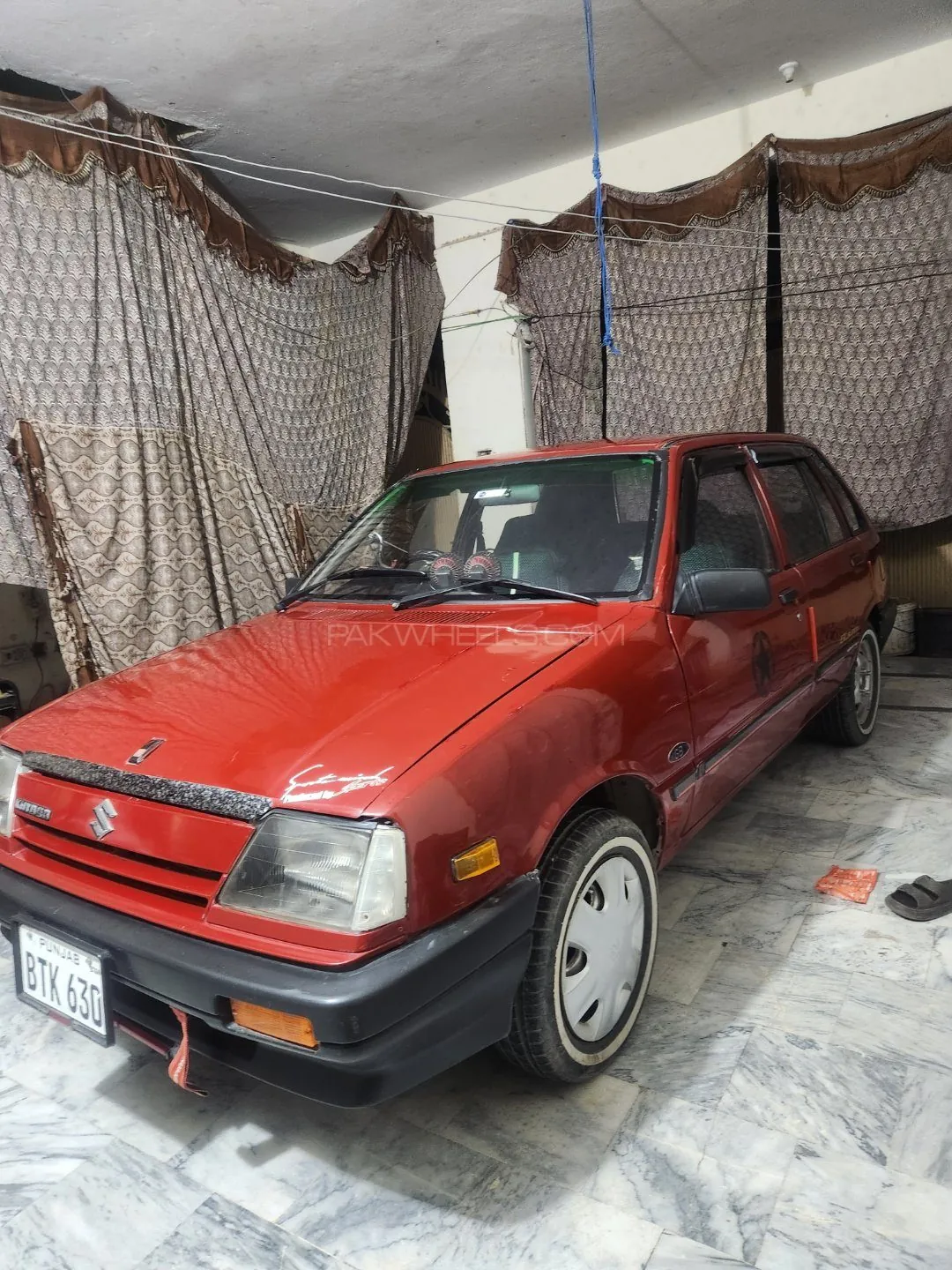 Suzuki Khyber