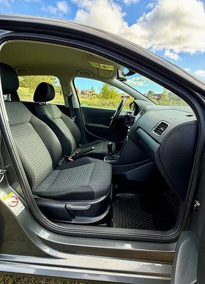Volkswagen Polo 2012 photo 4