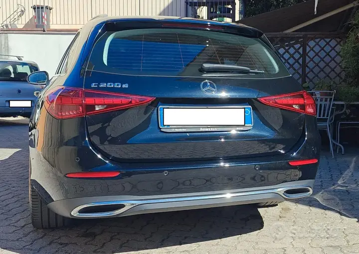 Mercedes-Benz C-Class 2024 photo 4