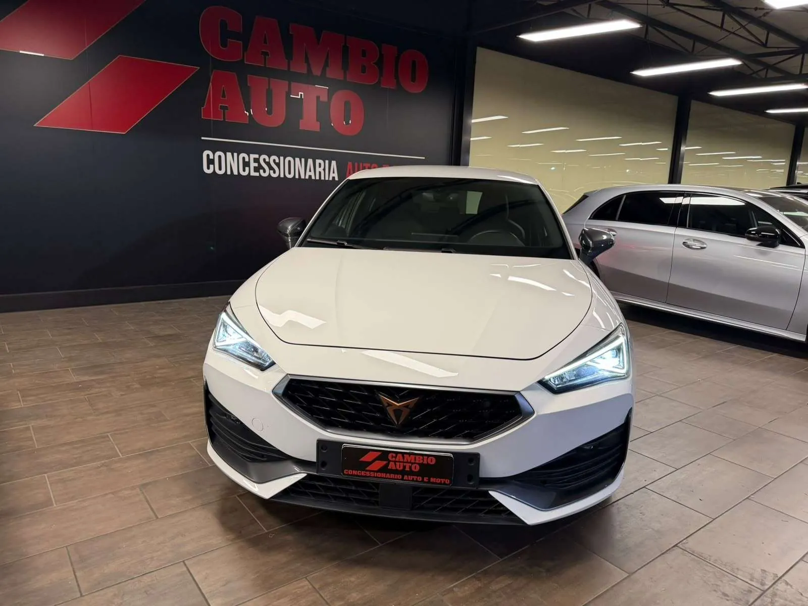 Cupra Leon 2024 photo 2