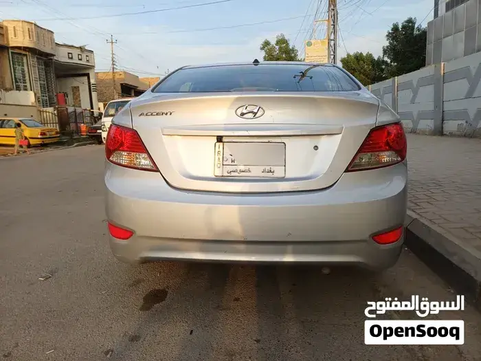 Hyundai Accent 2013 photo 3