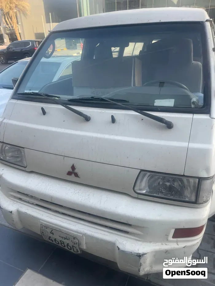 Mitsubishi Other 2002 photo 4