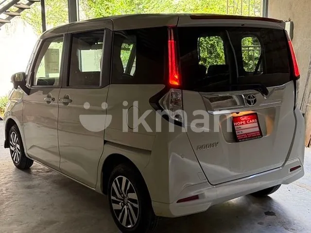 Toyota Roomy 2025 photo 2