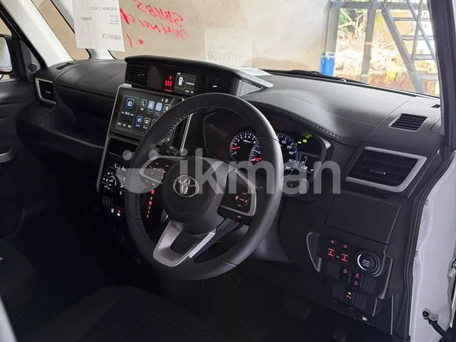 Toyota Roomy 2025 photo 3