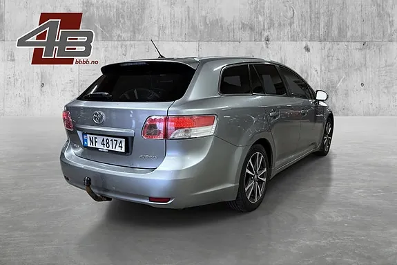 Toyota Avensis 2011 photo 5