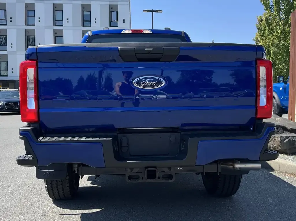 Ford F 350 2026 photo 5