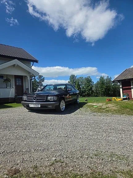 Mercedes-Benz 560 Sec