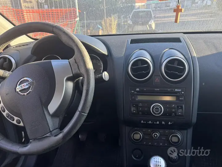 Nissan Qashqai 2009 photo 3
