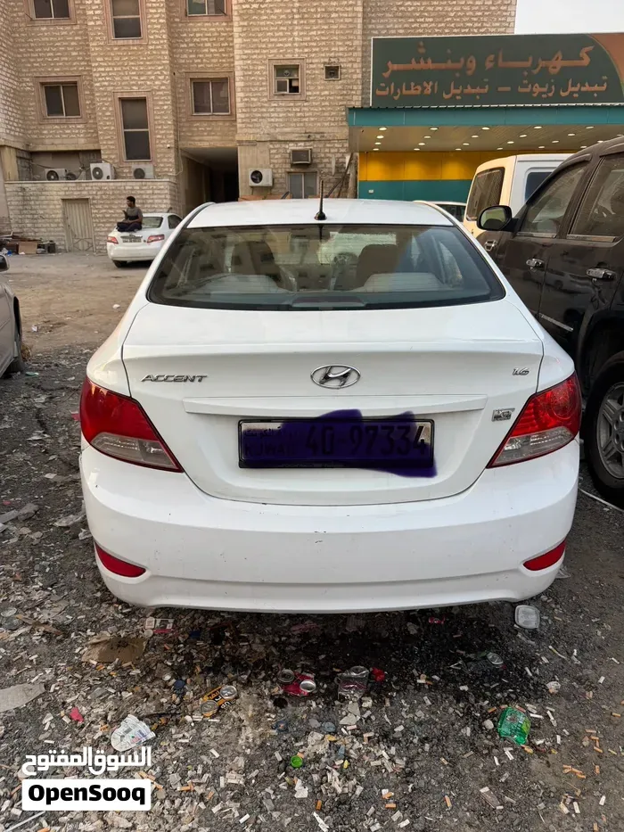 Hyundai Accent 2017 photo 3