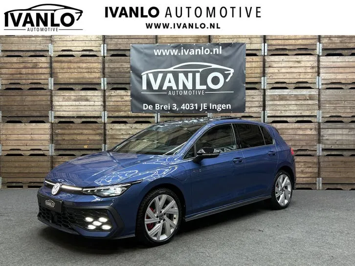 Volkswagen Golf 2025 photo 2