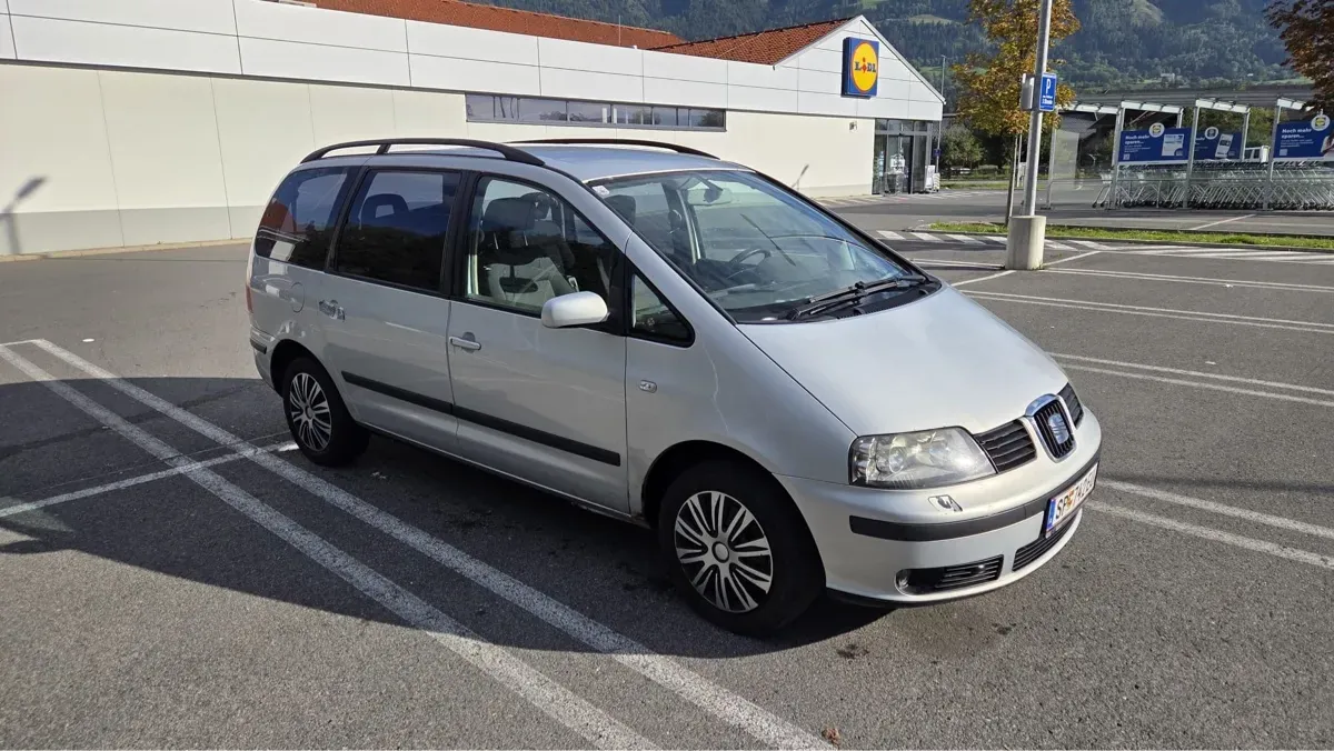 Seat Alhambra 2002 photo 3