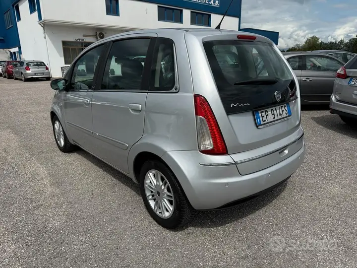 Lancia Musa 2012 photo 5