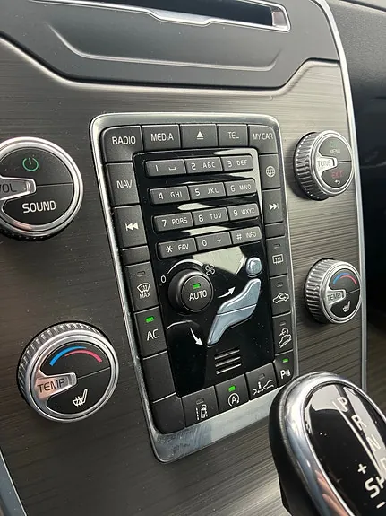Volvo Xc70 2016 photo 4