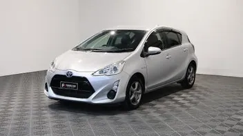 Toyota Aqua 2015 photo 4