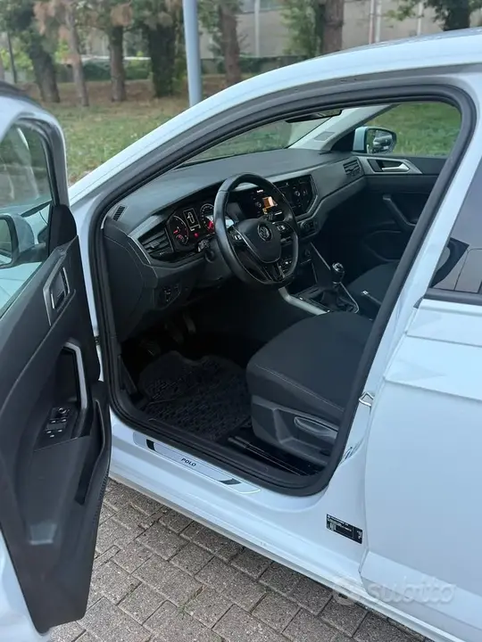 Volkswagen Polo 2018 photo 3