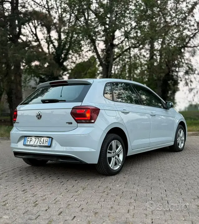 Volkswagen Polo 2018 photo 2