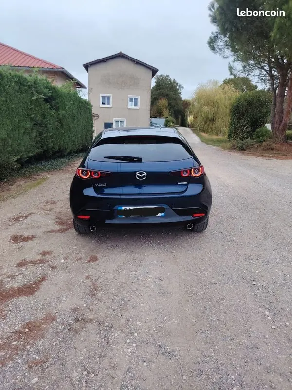 Mazda 3 2021 photo 2
