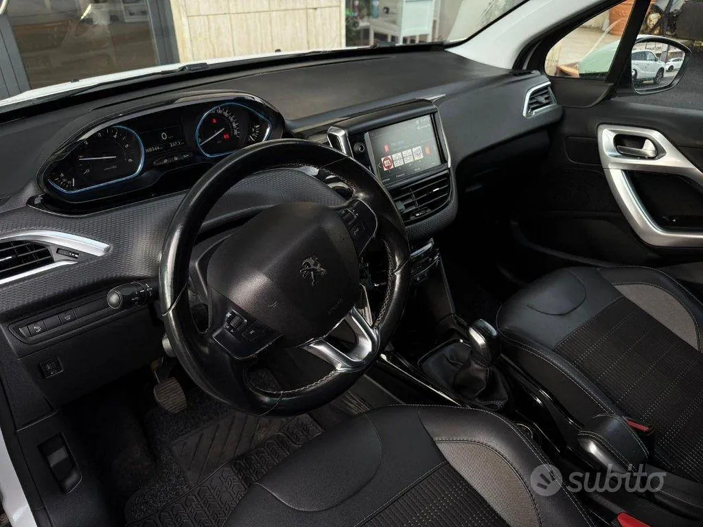 Peugeot 2008 2019 photo 5