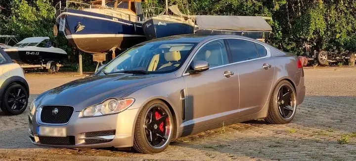 Jaguar Xf