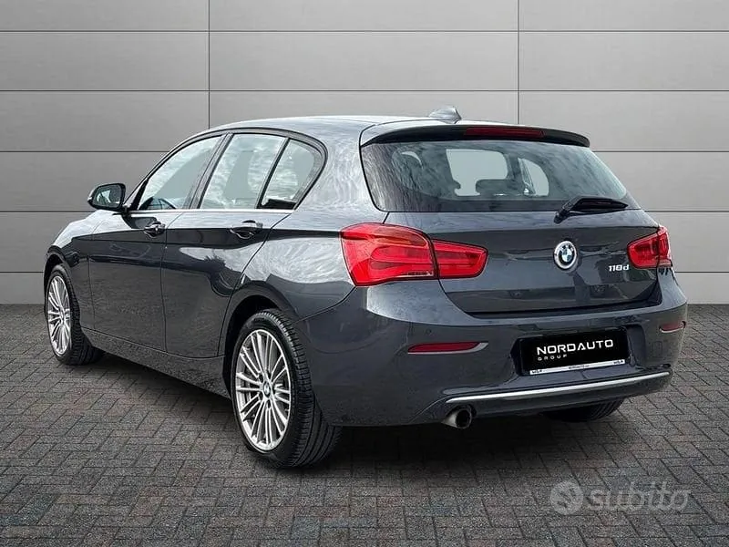 BMW 1 Series 2019 photo 2