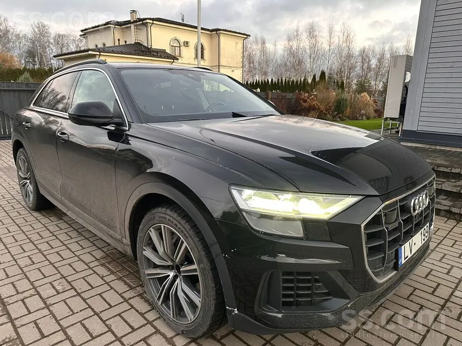 Audi Q8