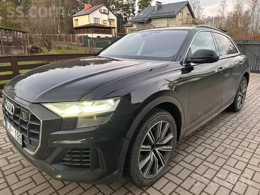 Audi Q8 2022 photo 2