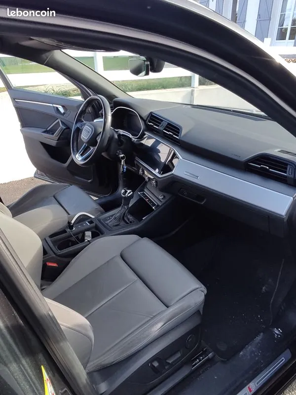 Audi Q3 2021 photo 3