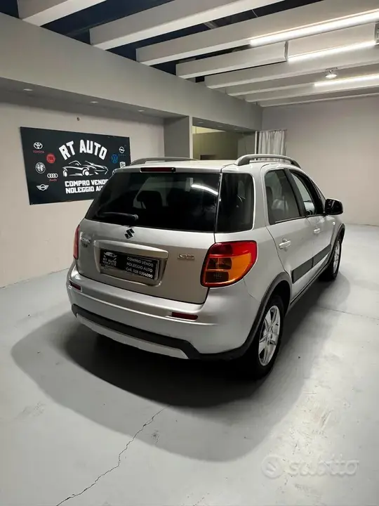 Suzuki Sx4 2011 photo 4