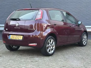 Fiat Punto 2012 photo 2