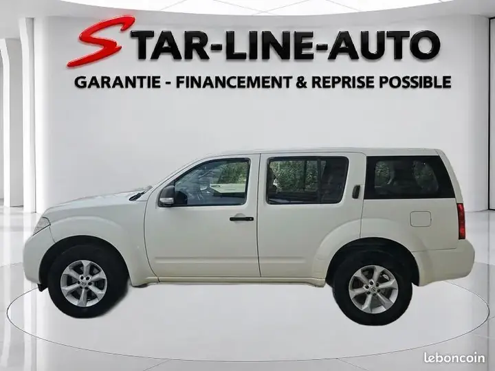Nissan Pathfinder 2011 photo 4