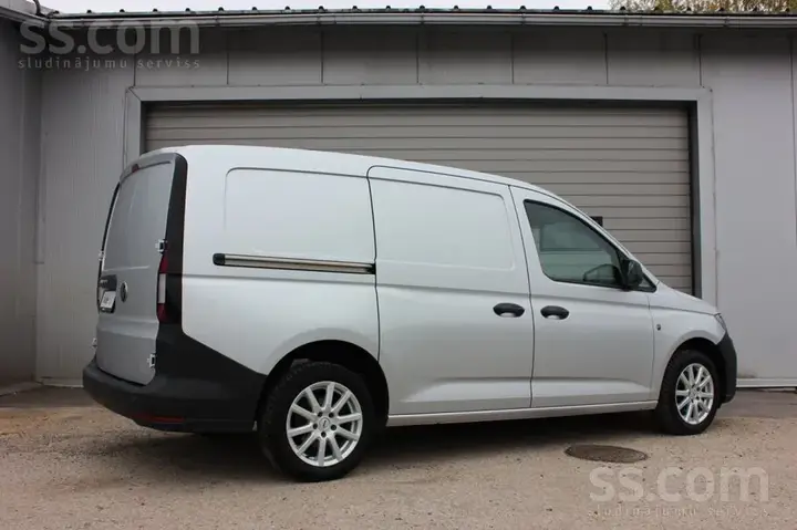 Volkswagen Caddy Maxi 2022 photo 3