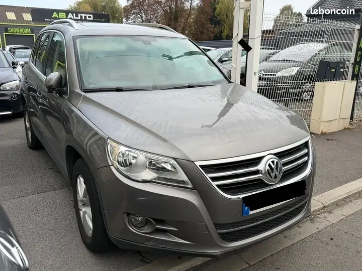 Volkswagen Tiguan 2008 photo 2