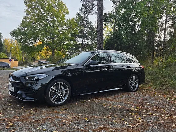Mercedes-Benz C300 E 2024 photo 4