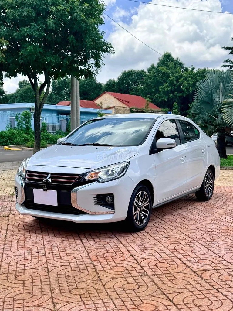 Mitsubishi Attrage 2021 photo 2