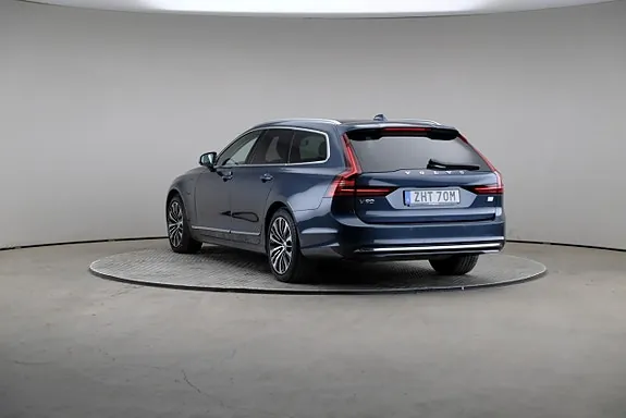 Volvo V90 2024 photo 2