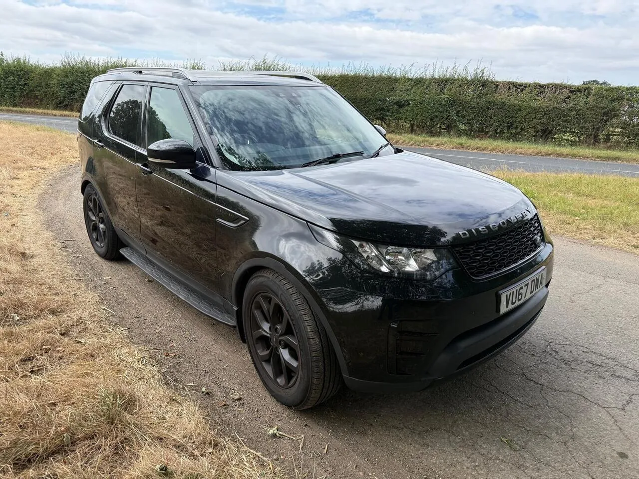 Land Rover Discovery 2017 photo 2