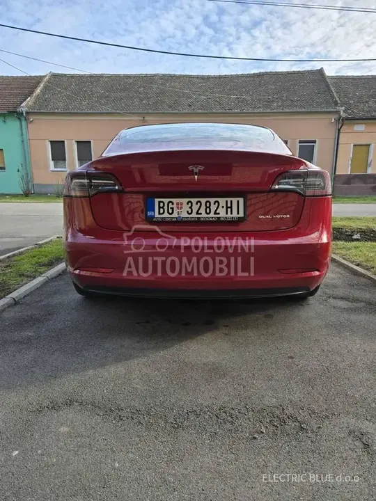 Tesla Model 3 2019 photo 4