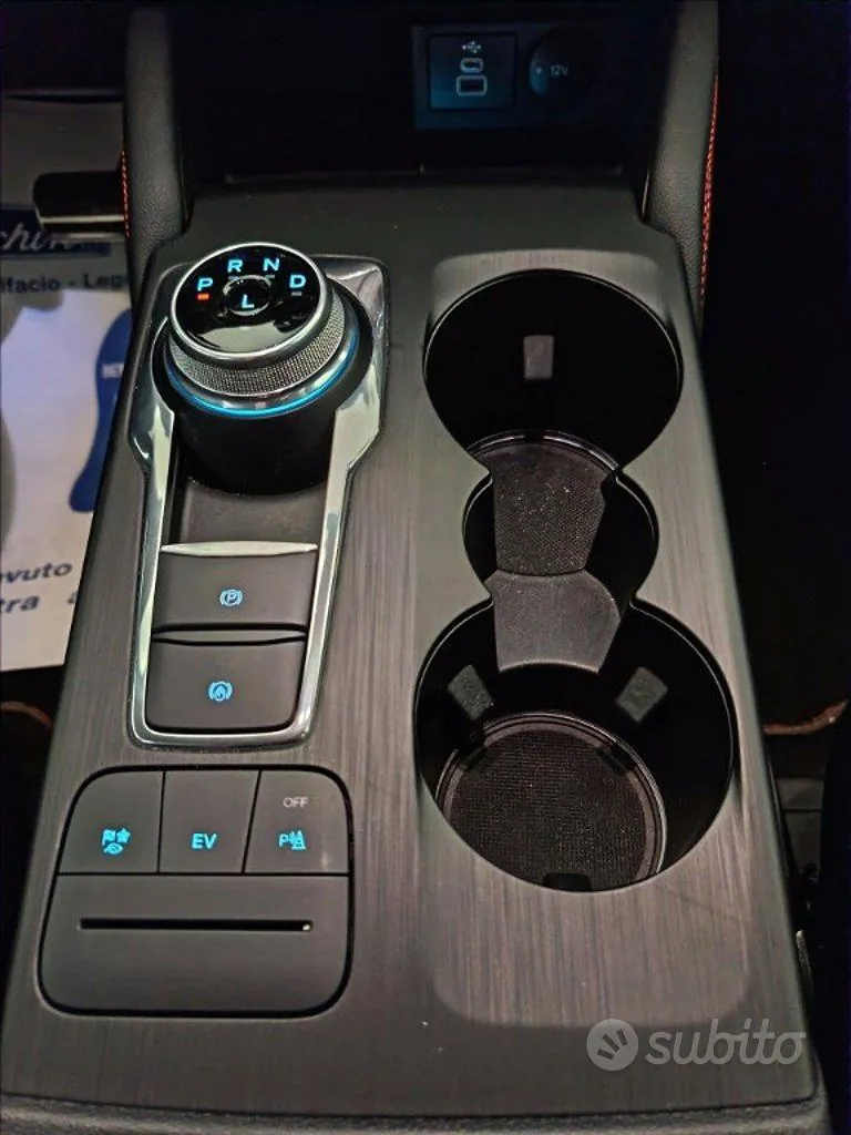 Ford Kuga 2023 photo 4