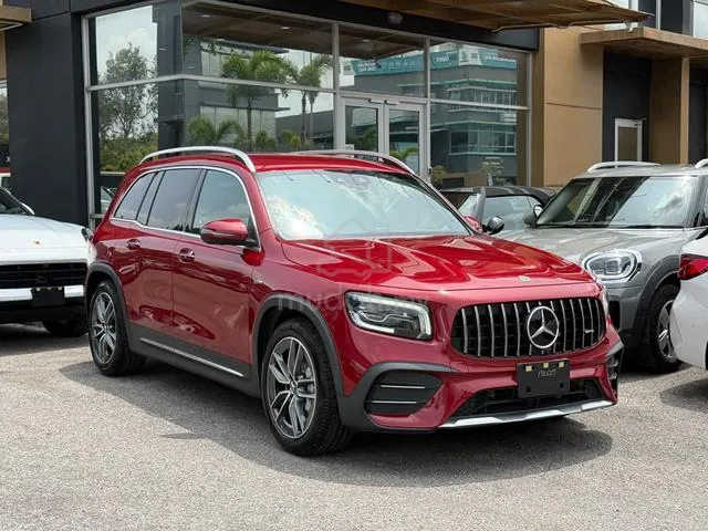 Mercedes-Benz Glb