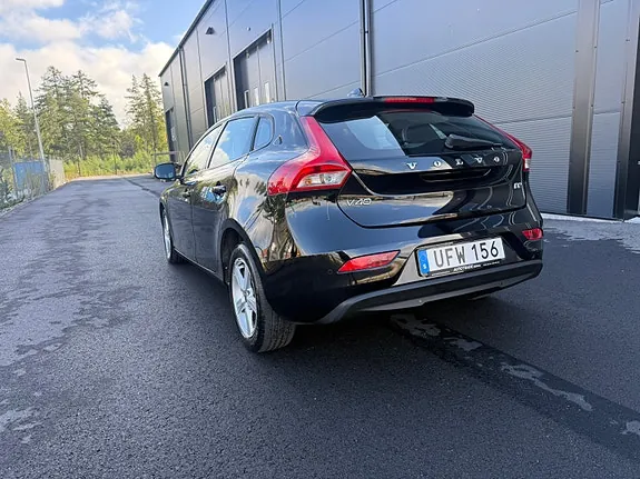 Volvo V40 2017 photo 3