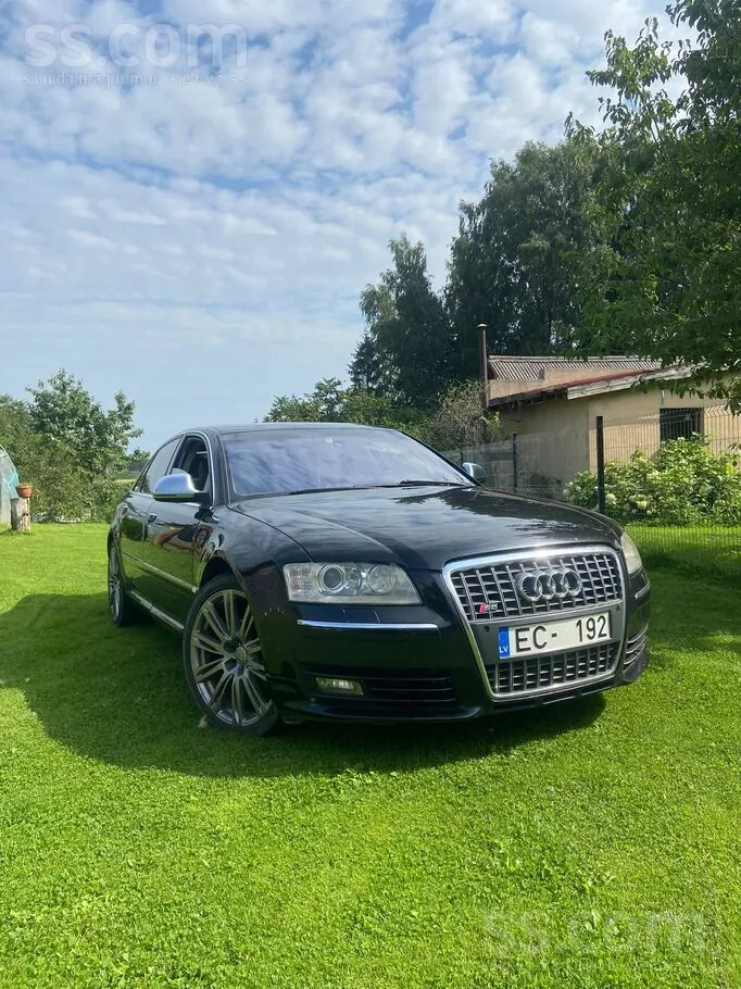 Audi A8