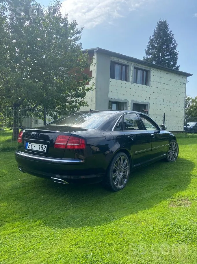 Audi A8 2004 photo 4