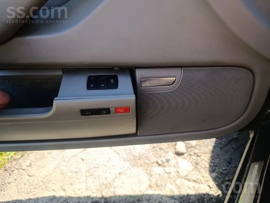 Audi A8 2004 photo 5