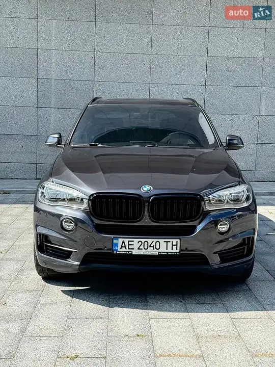 BMW X5 2014 photo 2