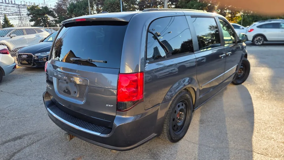 Dodge Grand Caravan 2016 photo 4