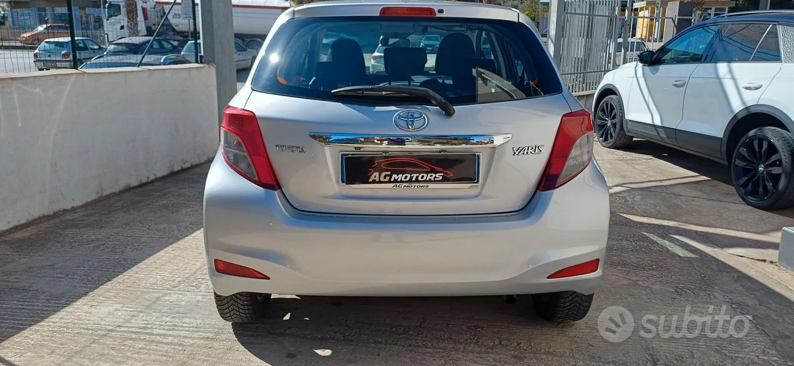 Toyota Yaris 2012 photo 5